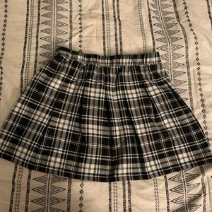 Black & White Skirt Kids 10/12